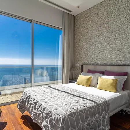 Carlota By Madeira * Caniço