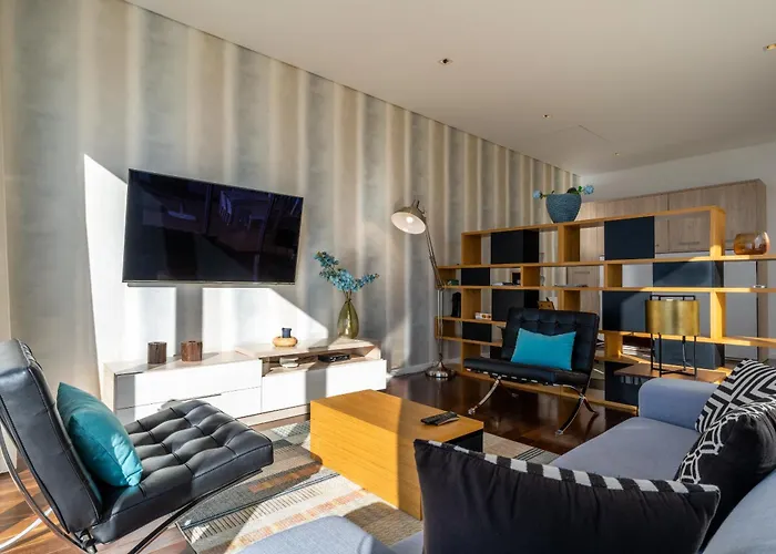 Carlota By Madeira * Caniço