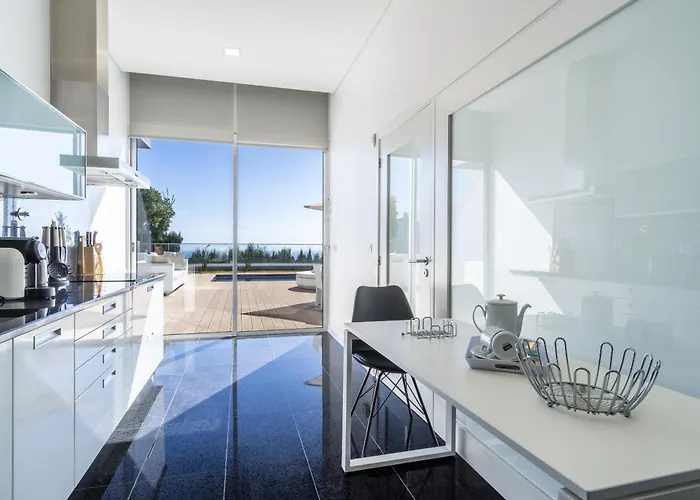 Carlota By Madeira فيلة