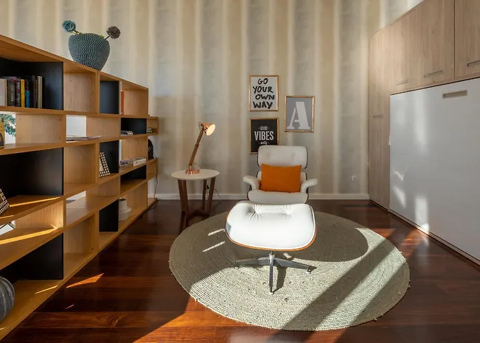 Carlota By Madeira Willa Caniço